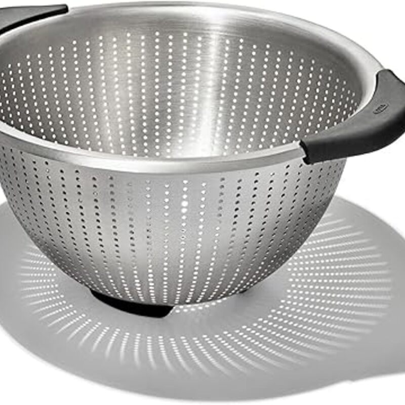 OXO Good Grips Stainless Steel Colander, 5 qt. Capacity,